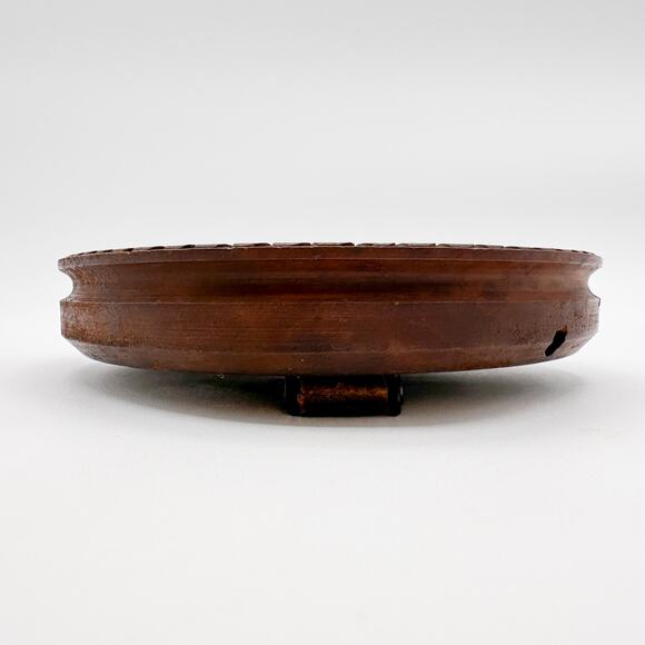 Antique Miniature Portrait Painting in Carved Wood Frame | Elegant Georgian Lady - Picture 11 of 13